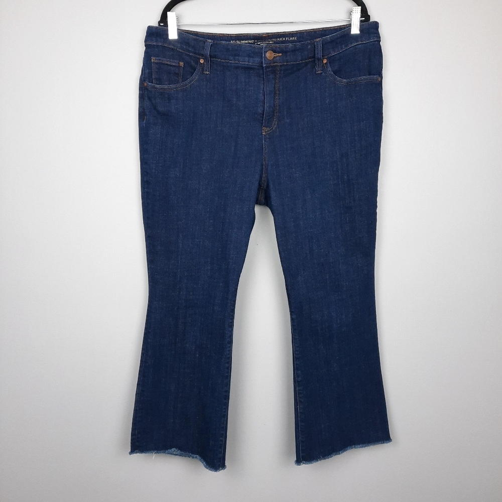 Chico's So Slimming Girlfriend Kick Flare High Rise Raw Hem Ankle Jeans size 16